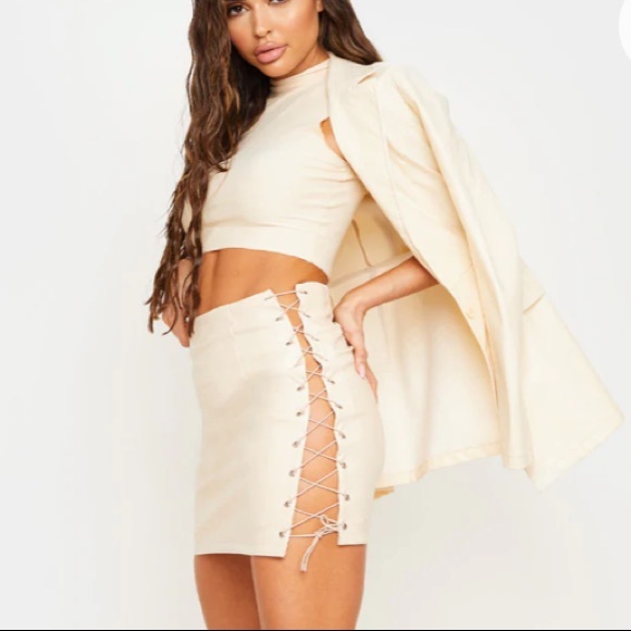 2/$15 NWT PrettyLittleThing Stone Leather Lace Up Mini Skirt - Picture 12 of 13